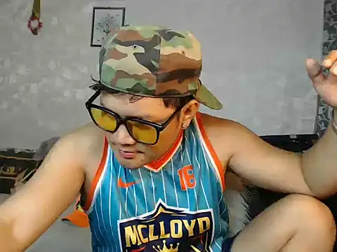Snapshot of adorableasianboy69 chatting on 06/26/26, 08:31 adorableasianboy69 online show from 06/26/26, 08:31