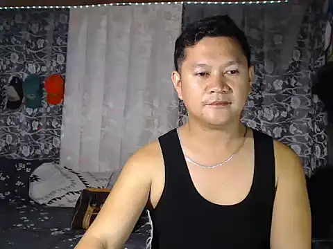 adorableasianboy69 online show from 02/15/26, 08:46