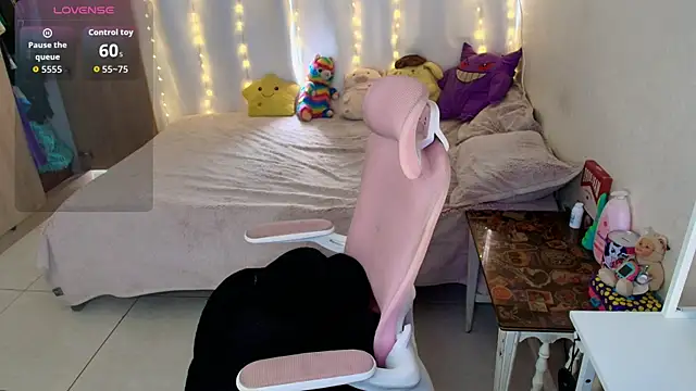 maliciaXpoison online show from 04/05/26, 08:59