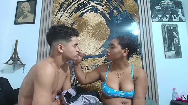 raven robin  online show from 03/23/26, 04:01