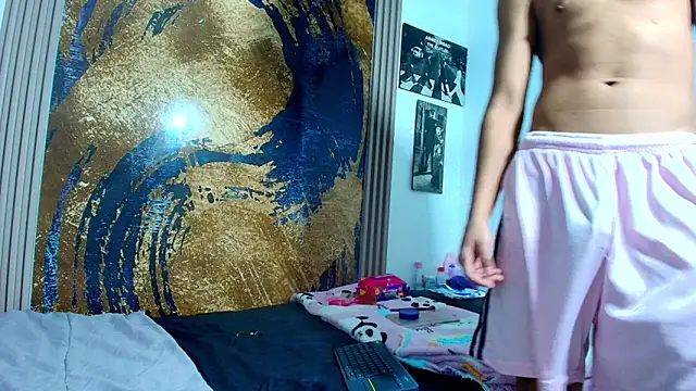 raven robin  online show from 04/15/26, 03:45