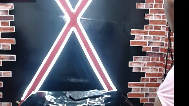 Snapshot of raven_robin_ chatting on 02/19/26, 02:52 raven robin online show from 02/19/26, 02:52