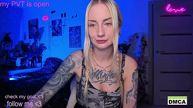 meow kiki  online show from 02/26/26, 04:23