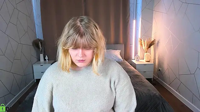 luna c0ra online show from 04/08/26, 01:07