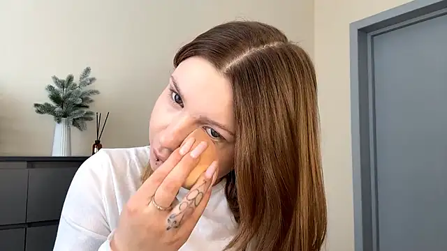 Snapshot of PledHoly chatting on 02/22/26, 07:44 PledHoly online show from 02/22/26, 07:44