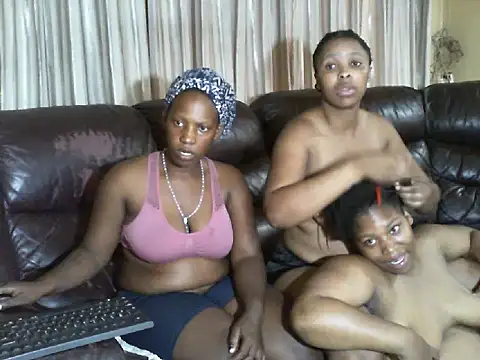 Sky-Diamond online show from 02/28/26, 07:41