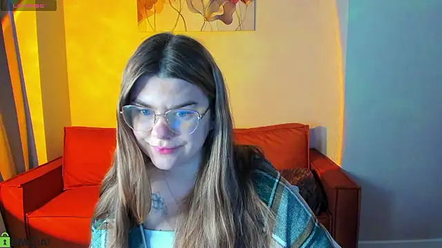 Snapshot of zoe_j0y chatting on 02/28/26, 01:27 zoe j0y online show from 02/28/26, 01:27