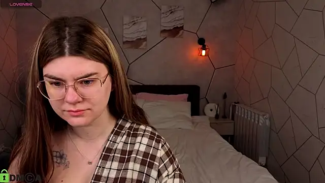 Snapshot of zoe_j0y chatting on 02/25/26, 01:39 zoe j0y online show from 02/25/26, 01:39