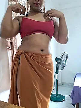 Queen Saara online show from 02/23/26, 10:49