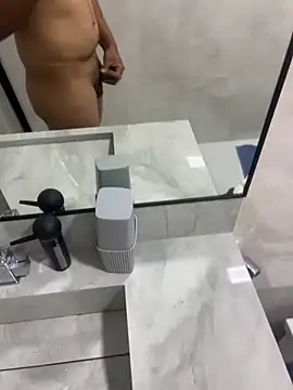 twink231 online show from 04/07/26, 12:01