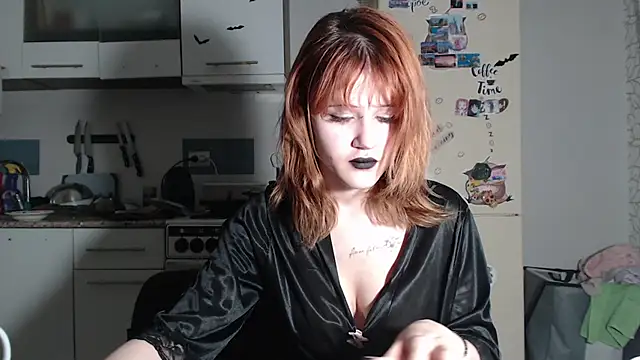 SolarAdrienne online show from 03/18/26, 07:37