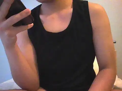 Snapshot of phongki chatting on 03/14/26, 12:44 phongki online show from 03/14/26, 12:44