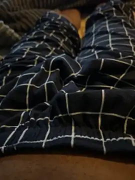 Snapshot of Jozi_Teen chatting on 02/15/26, 04:50 Jozi Teen online show from 02/15/26, 04:50