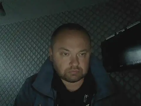 Snapshot of Rob1874 chatting on 02/17/26, 03:09 Rob1874 online show from 02/17/26, 03:09