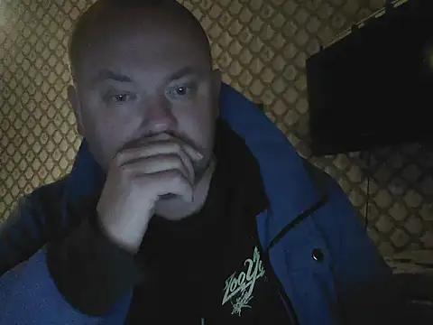 Snapshot of Rob1874 chatting on 02/26/26, 04:40 Rob1874 online show from 02/26/26, 04:40