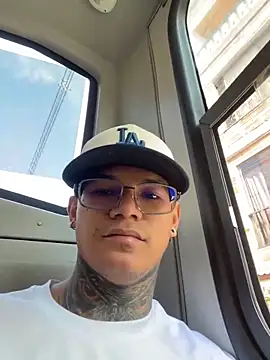 Maxtor  online show from 02/26/26, 02:17