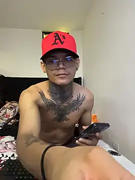 Maxtor  online show from 02/17/26, 02:47