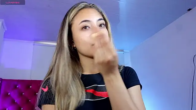 amy ker m online show from 03/12/26, 09:41