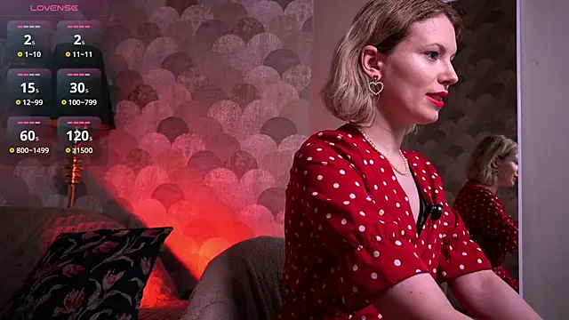 Snapshot of VinylKiss chatting on 02/22/26, 09:05 VinylKiss online show from 02/22/26, 09:05