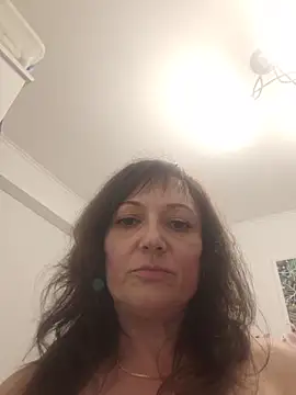 SaraGina online show from 04/01/26, 08:50