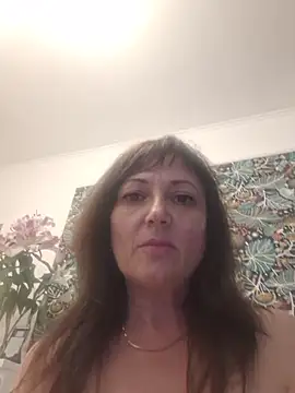 SaraGina online show from 04/05/26, 08:37