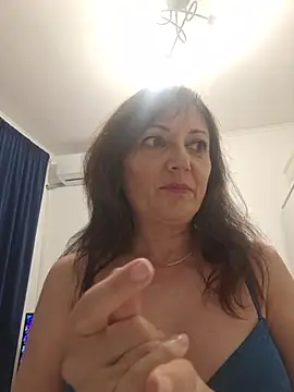 SaraGina online show from 04/02/26, 10:16