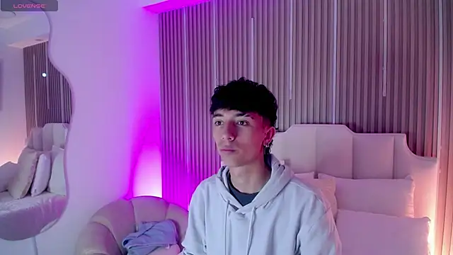 Snapshot of Aiden_Rivers_ chatting on 03/01/26, 01:00 Aiden Rivers online show from 03/01/26, 01:00