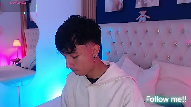 Aiden Rivers  online show from 04/06/26, 12:50