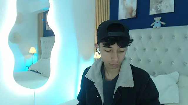 Aiden Rivers  online show from 04/01/26, 12:50