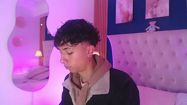 Aiden Rivers  online show from 04/08/26, 12:50