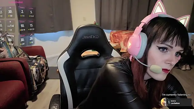 Samanteased online show from 04/15/26, 05:06