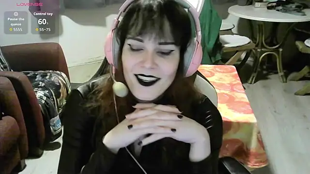 Samanteased online show from 02/17/26, 10:40