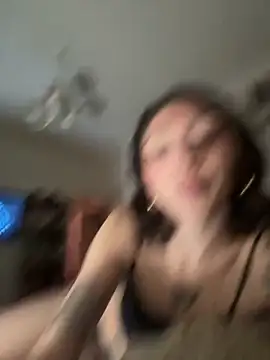 FrutillitaXX online show from 02/26/26, 06:13