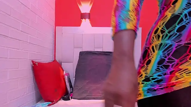 Snapshot of Kendal_hot69_ chatting on 02/20/26, 07:38 Kendal hot69 online show from 02/20/26, 07:38