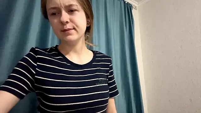 Snapshot of StaticBliss chatting on 02/27/26, 01:17 StaticBliss online show from 02/27/26, 01:17