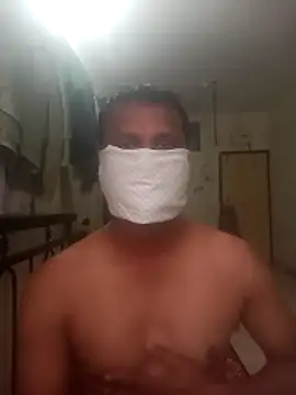 Snapshot of hunk_man chatting on 02/20/26, 12:18 hunk man online show from 02/20/26, 12:18