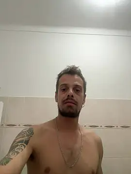 vieiratiago963 online show from 05/09/26, 03:59