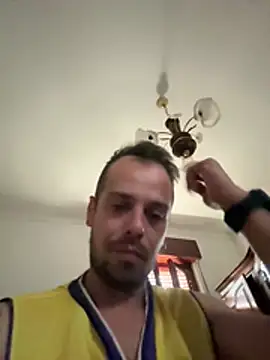 vieiratiago963 online show from 07/11/26, 01:33