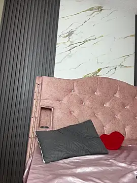 Aylin fire online show from 03/13/26, 06:57