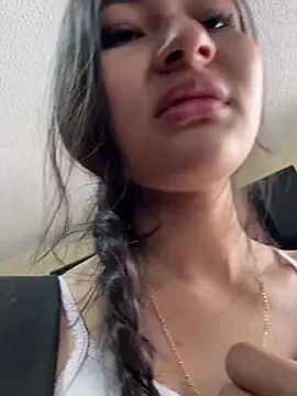 Aylin fire online show from 03/24/26, 06:52