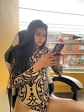 Snapshot of Aylin_fire chatting on 02/19/26, 07:11 Aylin fire online show from 02/19/26, 07:11