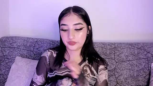 Snapshot of Kattengel_ chatting on 05/06/26, 01:20 Kattengel online show from 05/06/26, 01:20