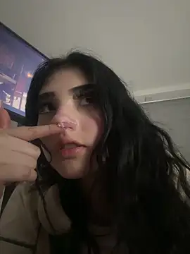 Snapshot of Kattengel_ chatting on 07/01/26, 11:49 Kattengel online show from 07/01/26, 11:49