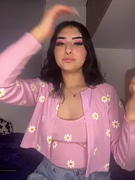 Kattengel  online show from 03/16/26, 11:29