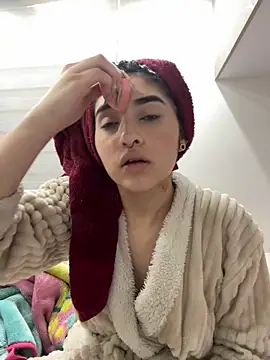 Kattengel  online show from 03/27/26, 07:04