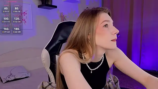 Vanessa  Lui online show from 02/17/26, 10:45