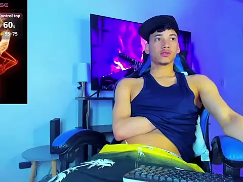 Lyam Russo online show from 03/28/26, 06:14