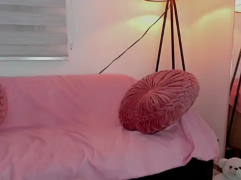 yourlollypetite online show from 03/11/26, 01:54
