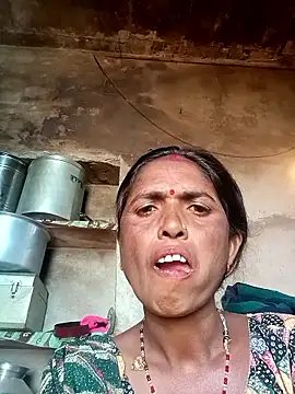 Snapshot of Hot_re83 chatting on 02/25/26, 07:41 Hot re83 online show from 02/25/26, 07:41