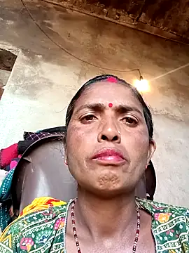 Snapshot of Hot_re83 chatting on 02/21/26, 06:37 Hot re83 online show from 02/21/26, 06:37